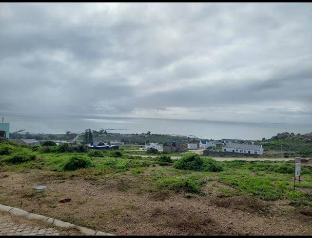 LAND FOR SALE IN DA GAMA BAY